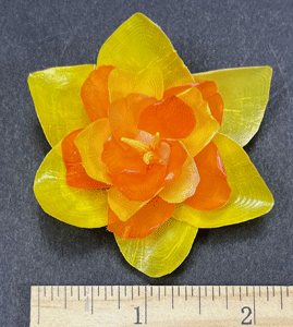 Daffodil Brooch 2